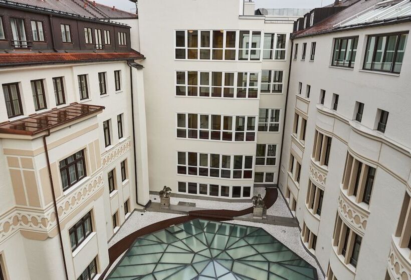 Президентский Люкс, Vier Jahreszeiten Kempinski München