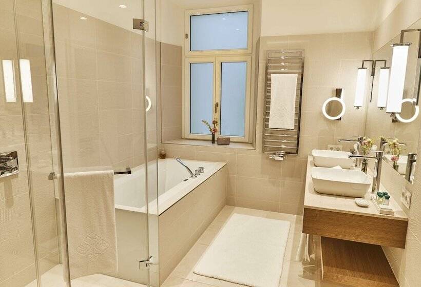 سوییت اجرایی, Vier Jahreszeiten Kempinski München