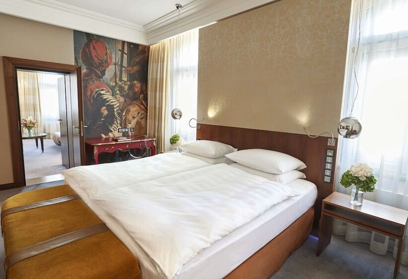 سوئیت مدیریتی 2 خوابه, Vier Jahreszeiten Kempinski München