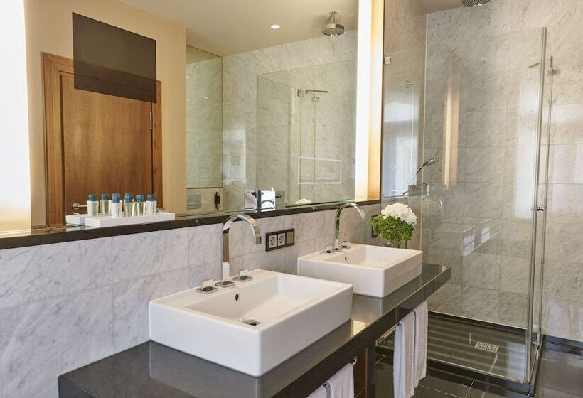 سوئیت مدیریتی 2 خوابه, Vier Jahreszeiten Kempinski München