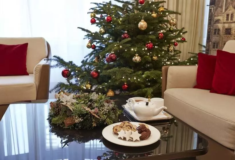 Juniorsviitti, Vier Jahreszeiten Kempinski München