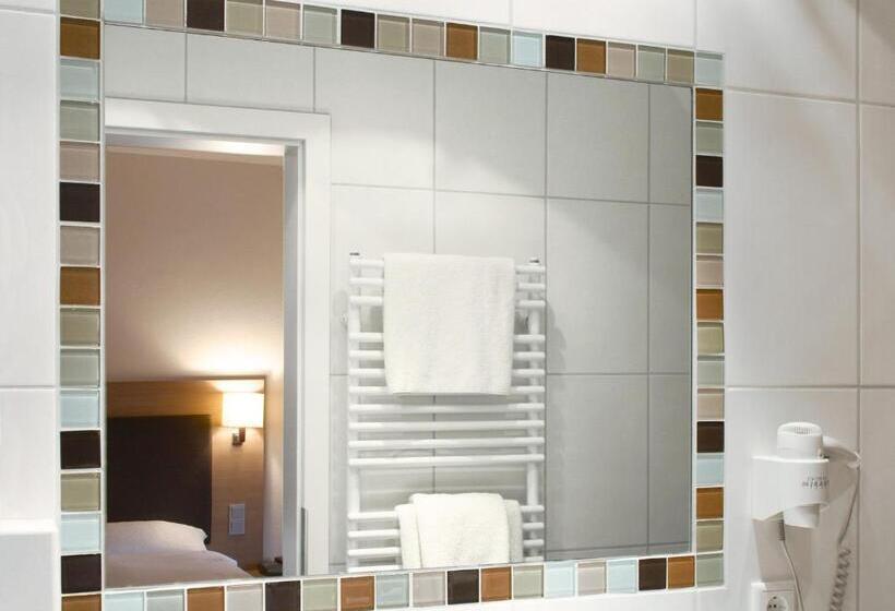 スタンダードトリプルルーム, Weisses Ross