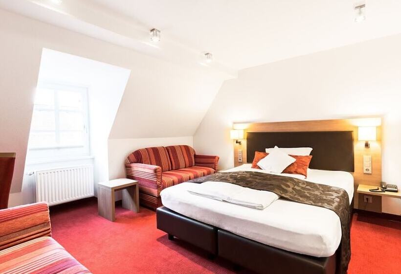 スタンダードルーム, Weisses Ross