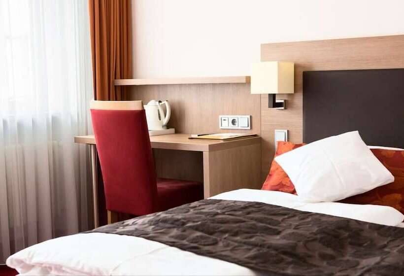 スタンダード４人部屋, Weisses Ross