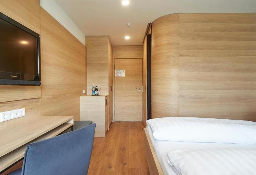 חדר סופריור, Zur Schönen Aussicht