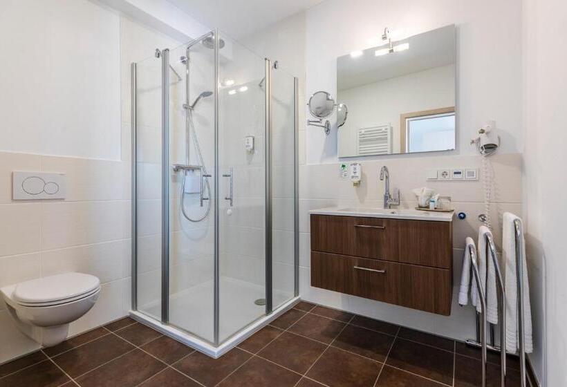 디럭스 룸, Stadthotel Geis