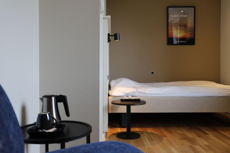 غرفة قياسية فردية, Britannia