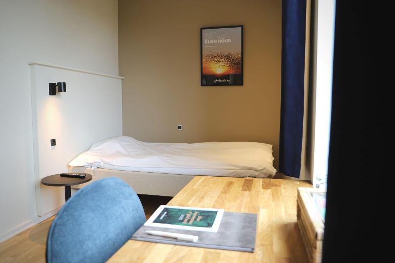 غرفة قياسية فردية, Britannia