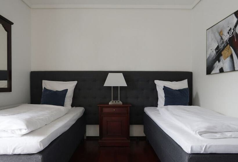 スタンダードルーム, Helnan Phønix