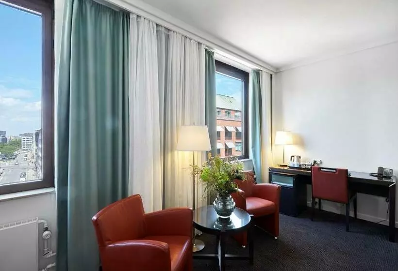 Chambre Familiale, Imperial