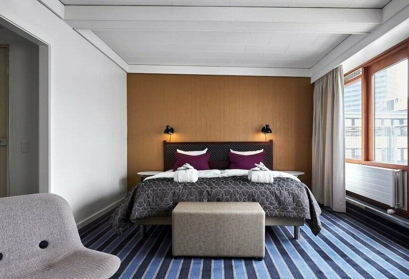 이그제큐티브 룸, Imperial