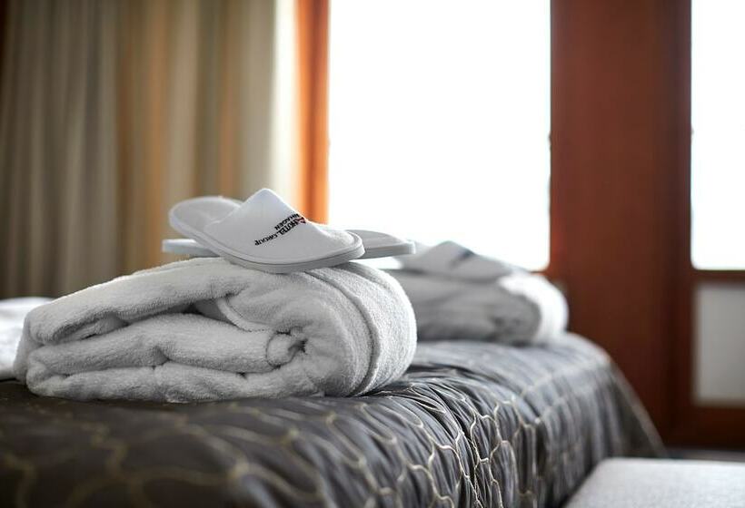 이그제큐티브 룸, Imperial