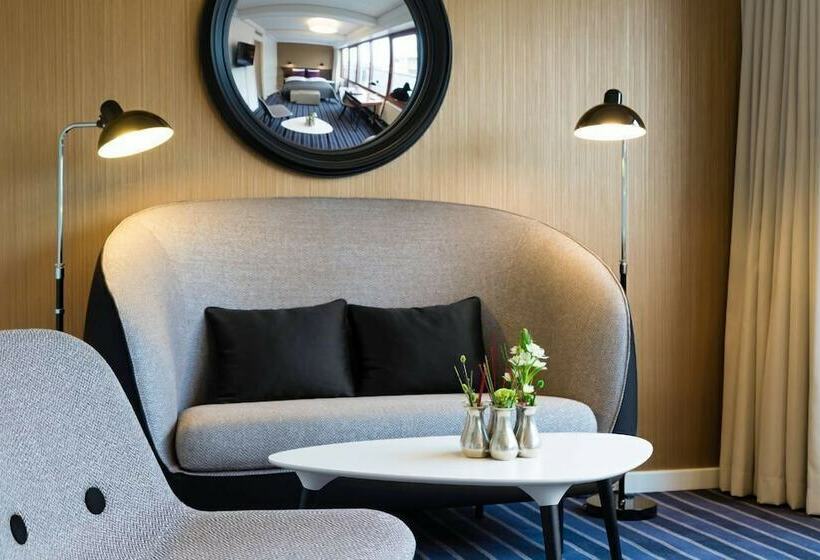 이그제큐티브 룸, Imperial