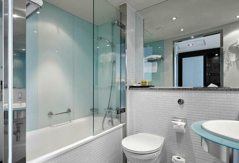 수피리어 룸, Imperial