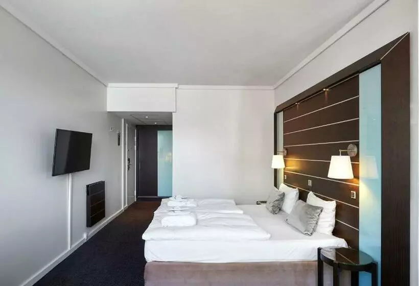 Chambre Triple Standard, Imperial