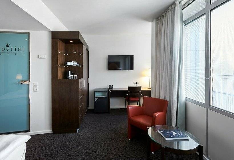 수피리어 룸, Imperial