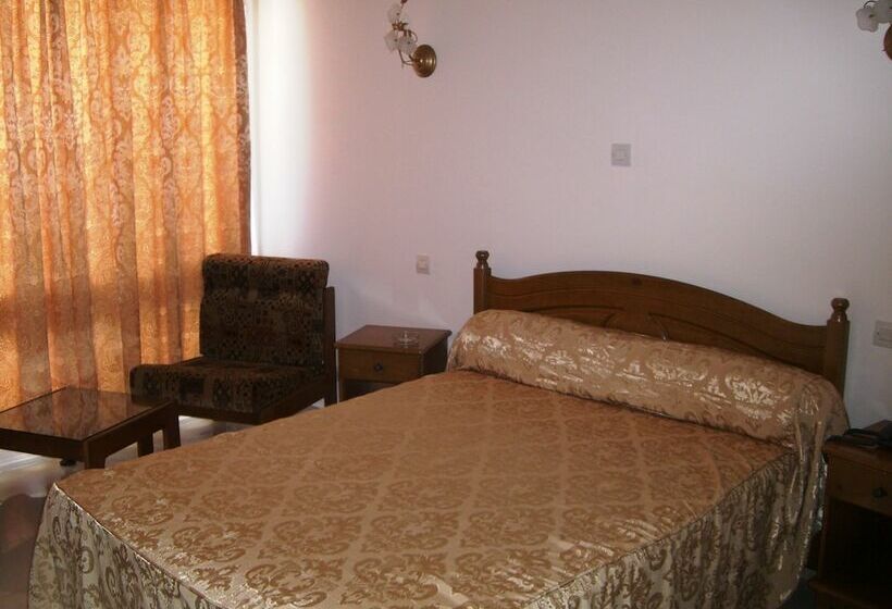 اتاق استاندارد, Mizrana