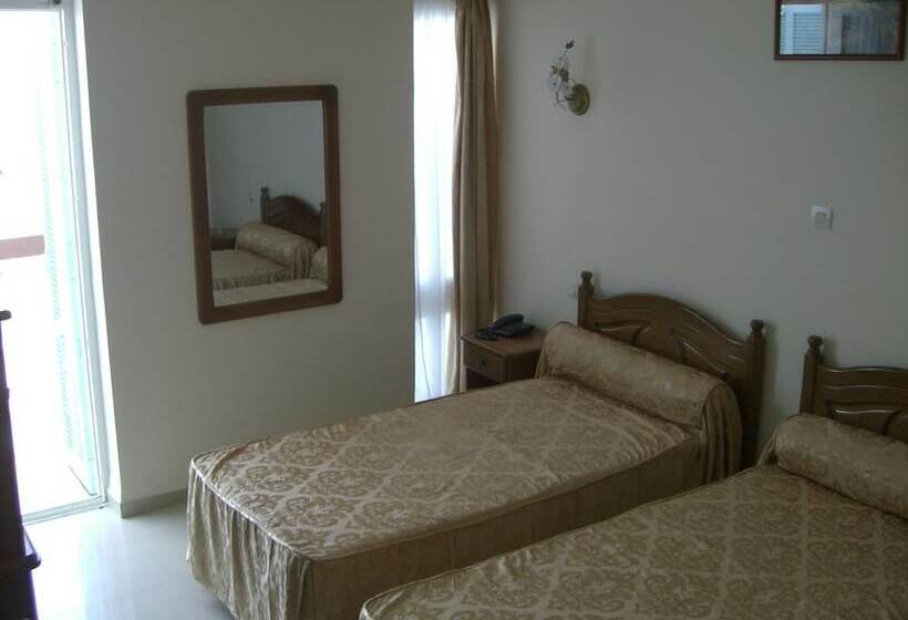 اتاق استاندارد, Mizrana