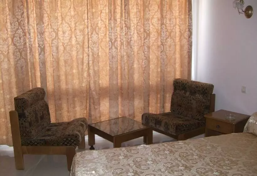 اتاق استاندارد, Mizrana
