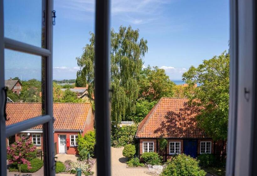 חדר מוזל מקלחת משותפת, ærøhus