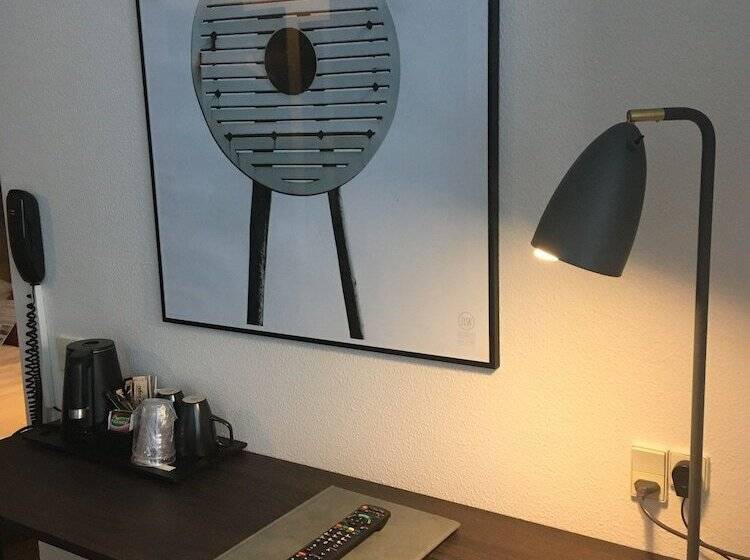 Номер Стандарт, Skaga