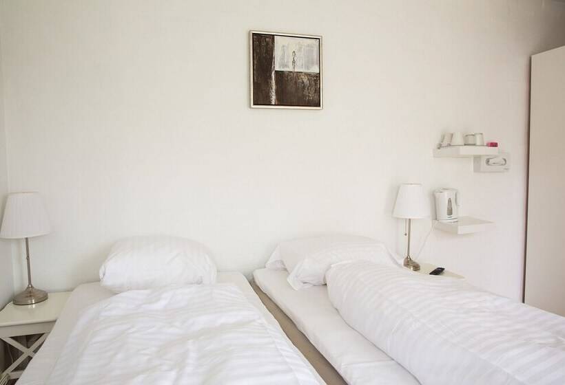 غرفة قياسية, Troense