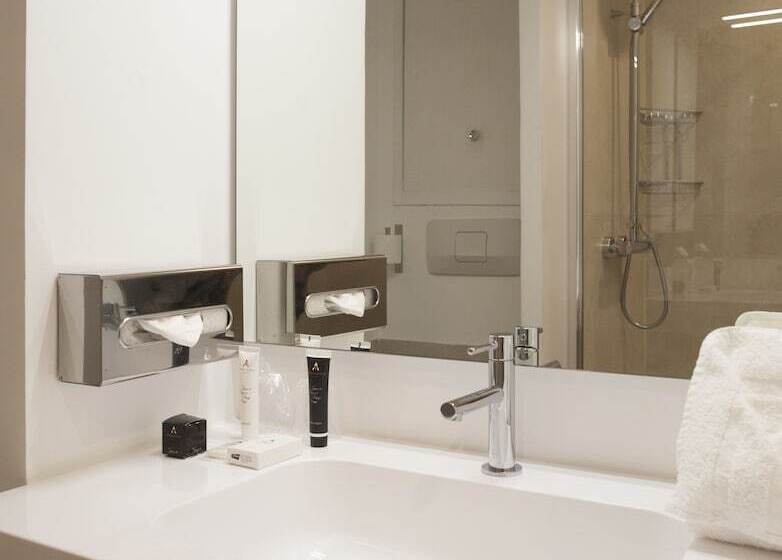 单人经济间, Apogia