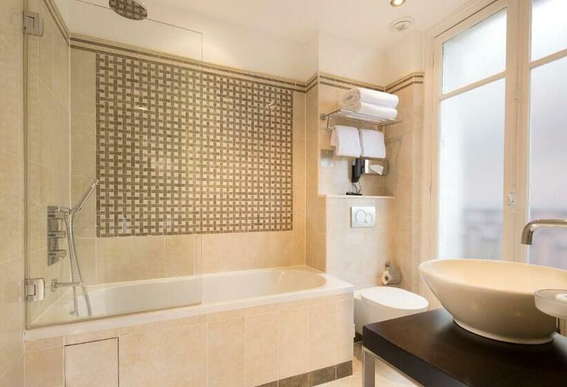 スーペリアールーム, Ares Eiffel