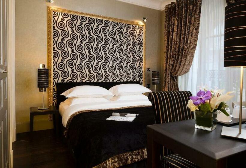 スーペリアールーム, Ares Eiffel