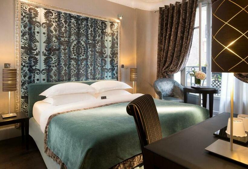 スーペリアールーム, Ares Eiffel