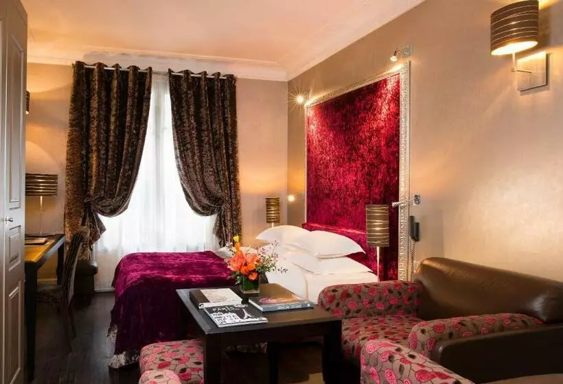 Deluxe Kamer, Ares Eiffel
