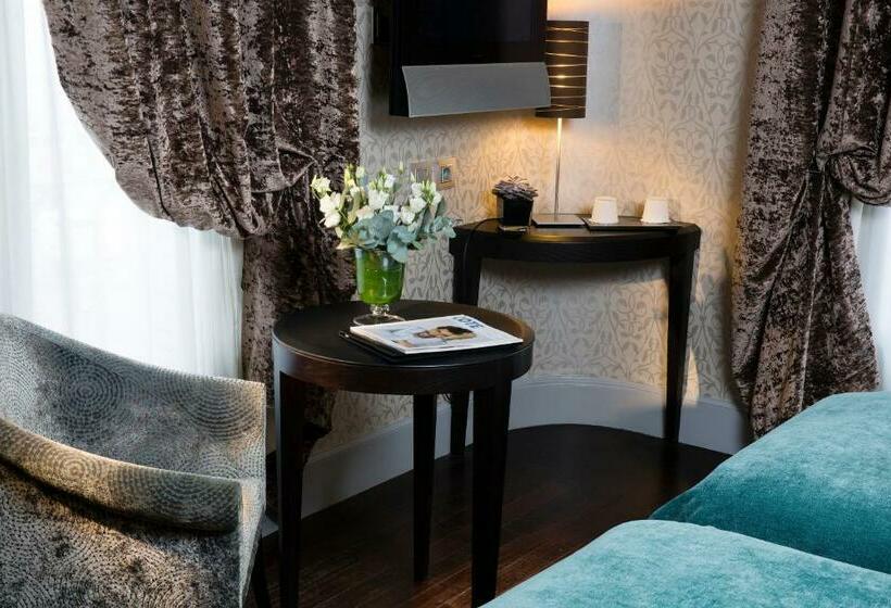 スーペリアールーム, Ares Eiffel