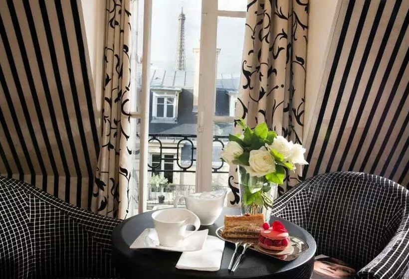 Junior Suite met Uitzicht, Ares Eiffel