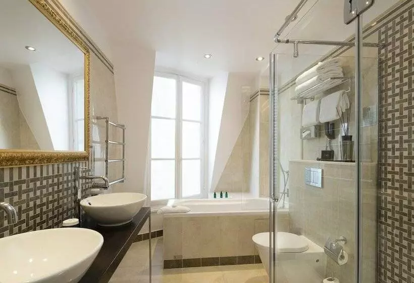 Executive Kamer, Ares Eiffel