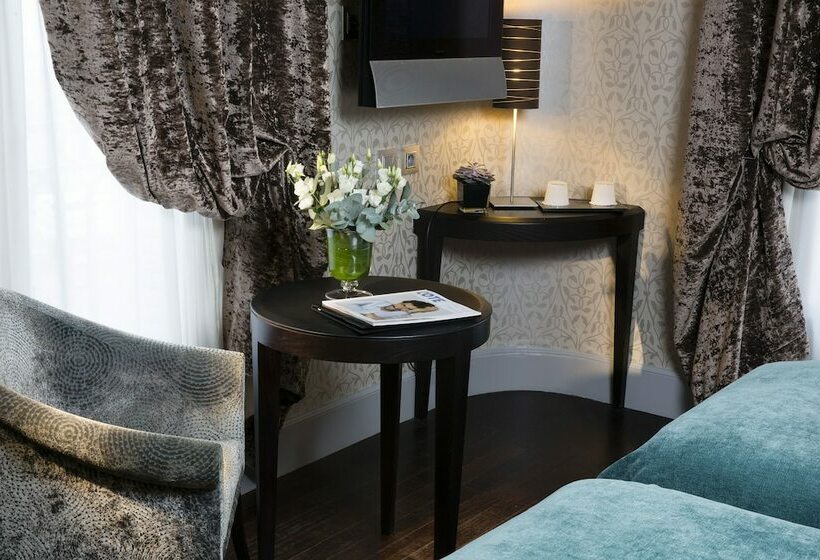 スーペリアールーム, Ares Eiffel