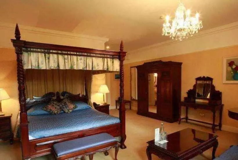 ジュニアスイート, Barberstown Castle