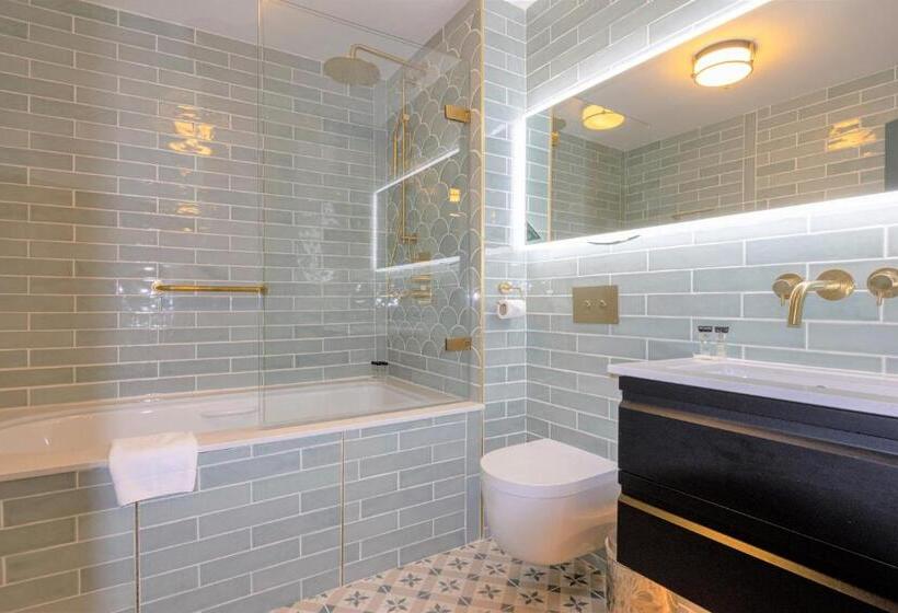 Семейный Номер, Bloomfield House Hotel, Leisure Club & Spa