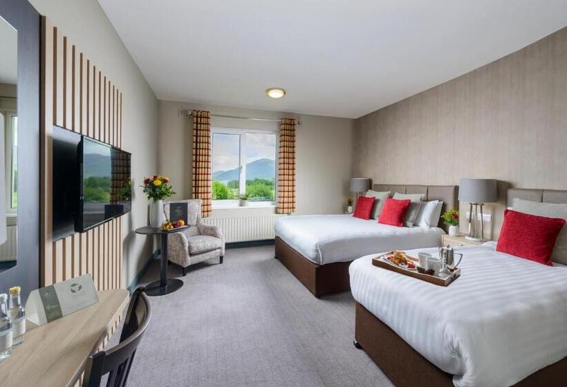 غرفة قياسية مطلّة علي البحيرة, Castlerosse Park Resort