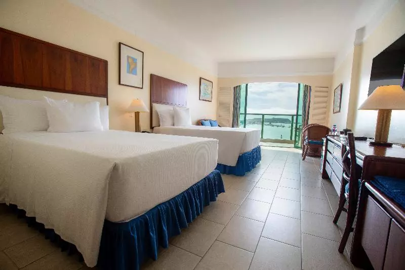 Standardzimmer mit Meerblick, Colon Salinas