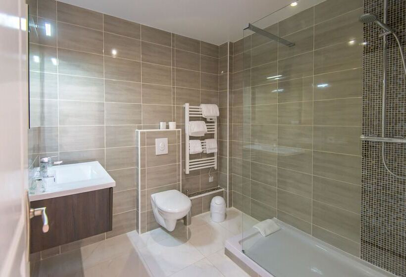 高级大房间, Grand