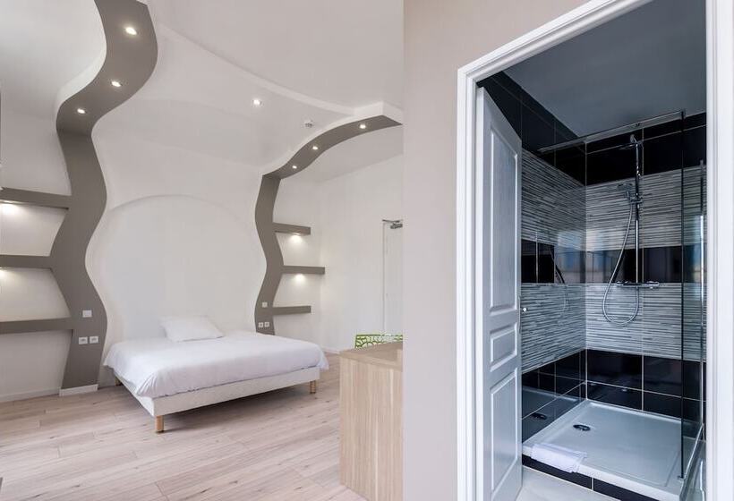 高级大房间, Grand