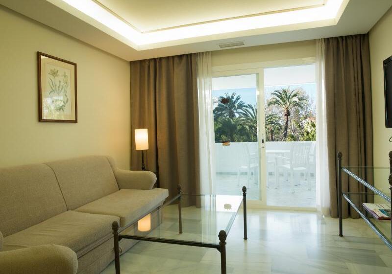 스탠다드 트리플 룸, Ibis Budget Montauban Les Chaumes