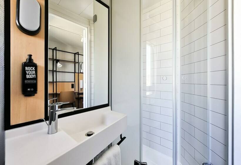 ダブルベッドスタンダードルーム, Ibis Paris Bastille Opera