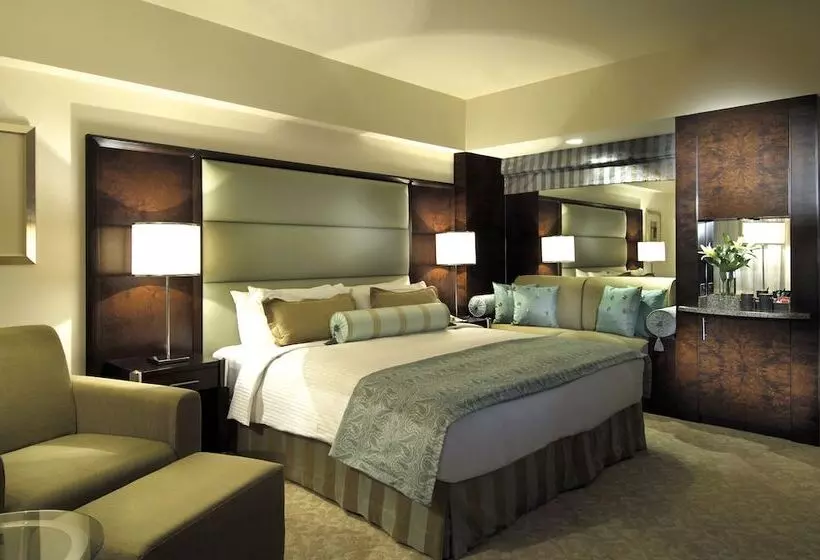 オーシャンビューのダブルベッドクラシックルーム, Intercontinental Abu Dhabi, An Ihg