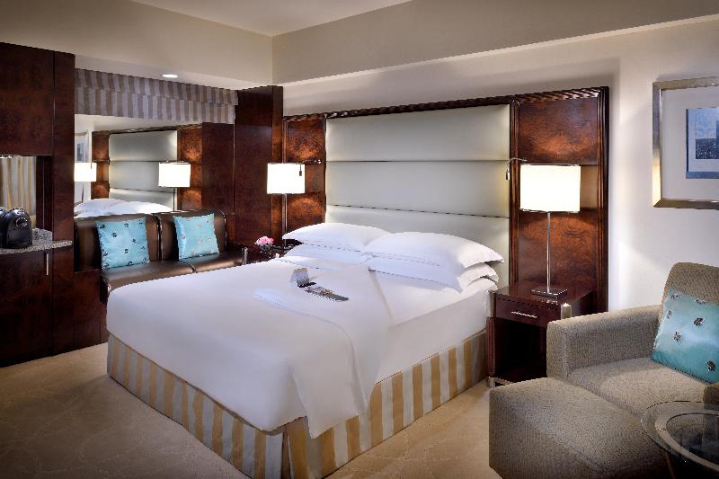 Классический Номер Вид на Сад, Intercontinental Abu Dhabi, An Ihg