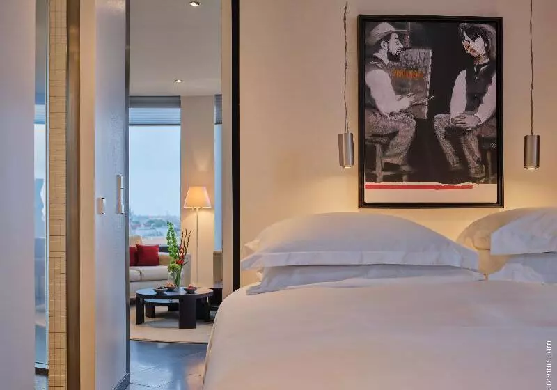 キングサイズベッドのクラシックルーム, Intercontinental Abu Dhabi, An Ihg