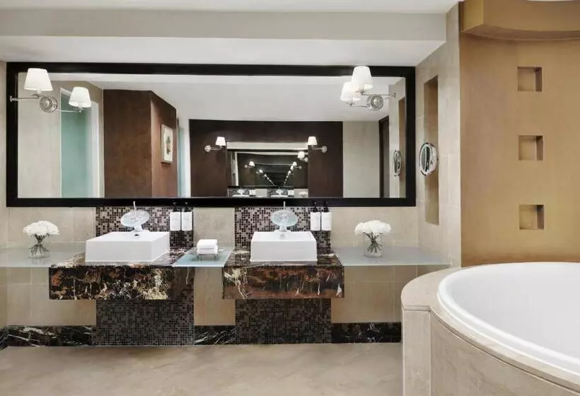 プレジデントスイートルーム, Intercontinental Abu Dhabi, An Ihg