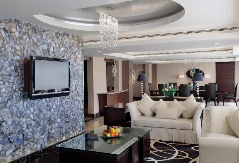 プレジデントスイートルーム, Intercontinental Abu Dhabi, An Ihg