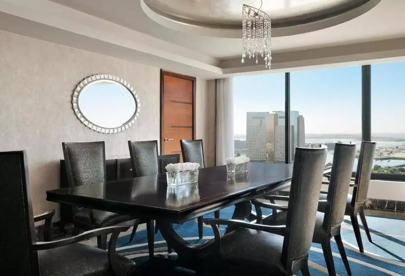 プレジデントスイートルーム, Intercontinental Abu Dhabi, An Ihg