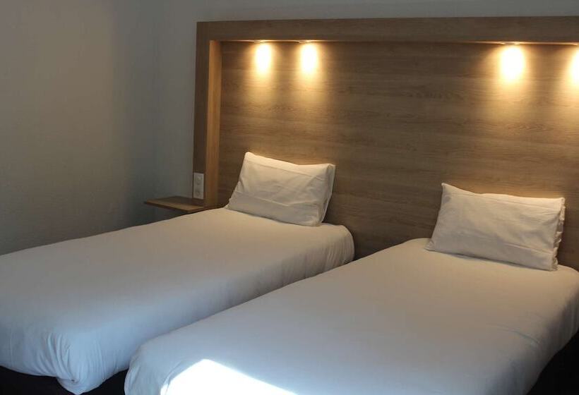 Номер Superior, Kyriad Nemours